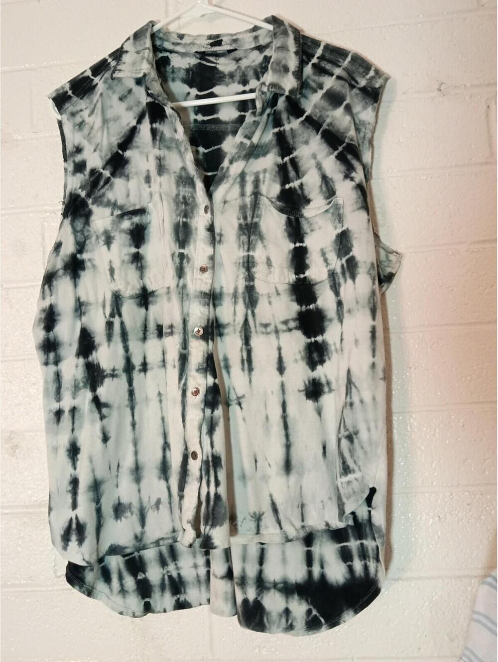 Rock & Republic Tie Dye Collared Sleeveless Button Blouse Black White XL Pockets